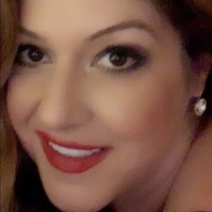 Meet your Posher, Cathrin